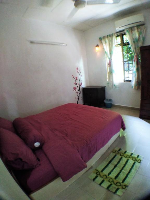 Cozy Mount Erskine Homestay George Town Exterior foto